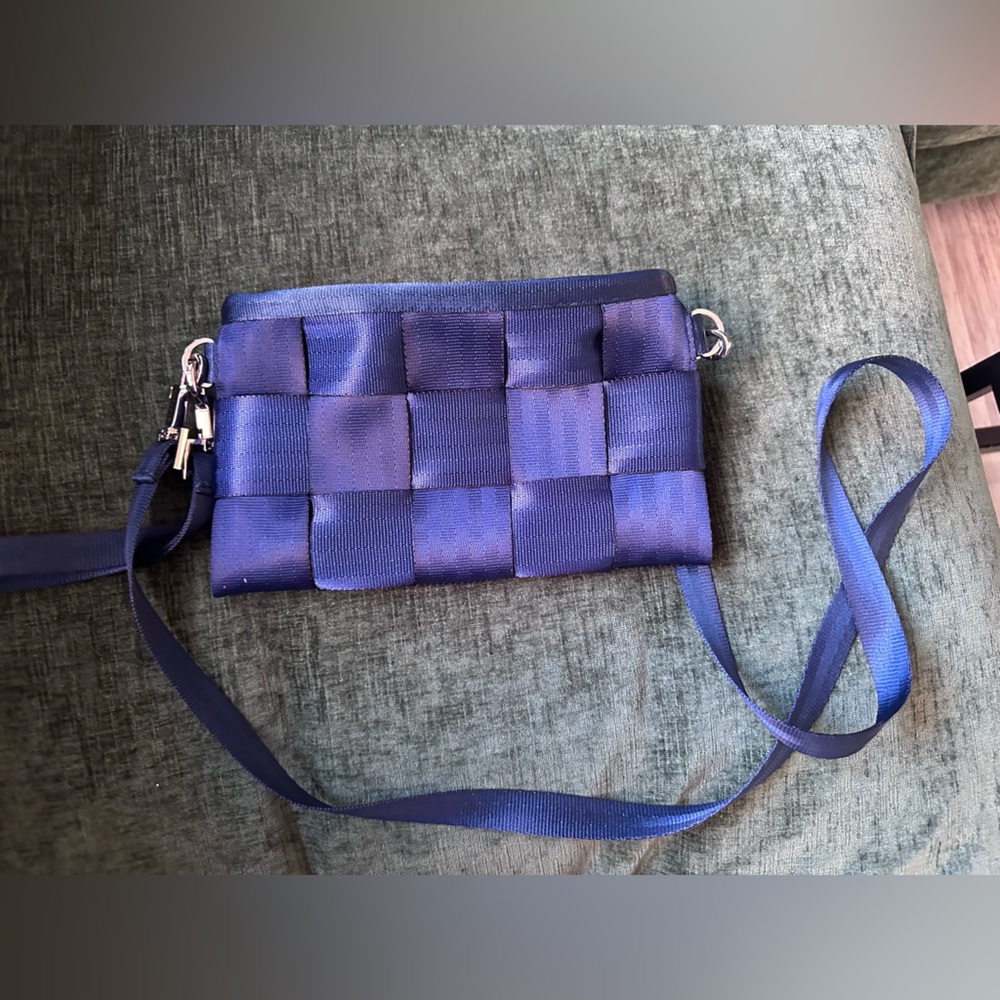 Harveys Navy Woven Bag